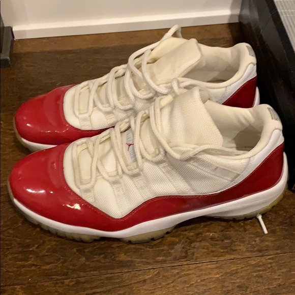 Air Jordan 11 XI Cherry 2001 White Varsity Red 12 - Picture 8 of 8